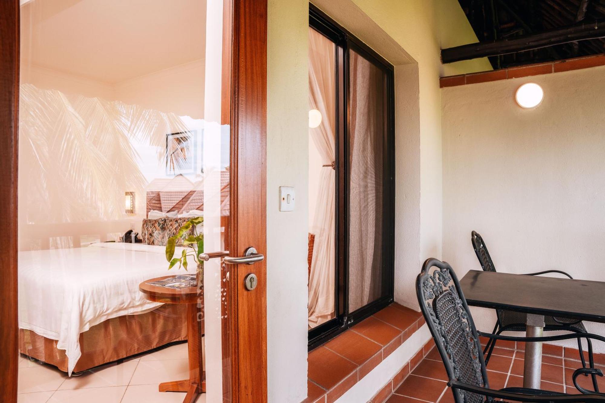 White Sands Hotel Dar es Salaam Ngoại thất bức ảnh